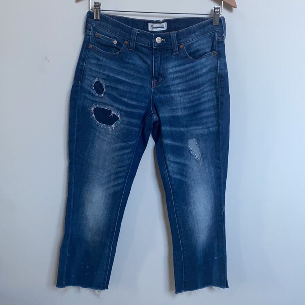 Madewell Slim Boyjean Rip and Repair Edition Crop Size 26
